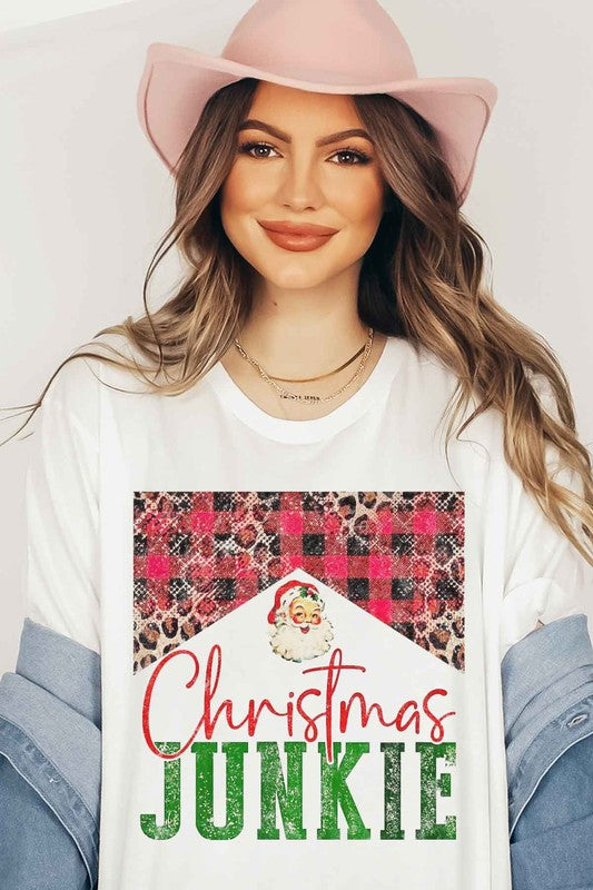 CHRISTMAS JUNKIE GRAPHIC TEE / T-SHIRT