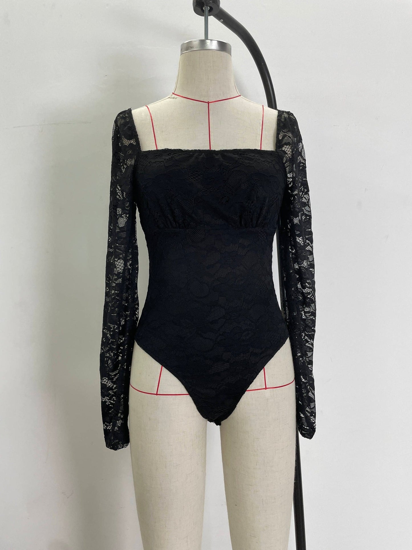 RTS: The DEJA LACE square neck body suit-