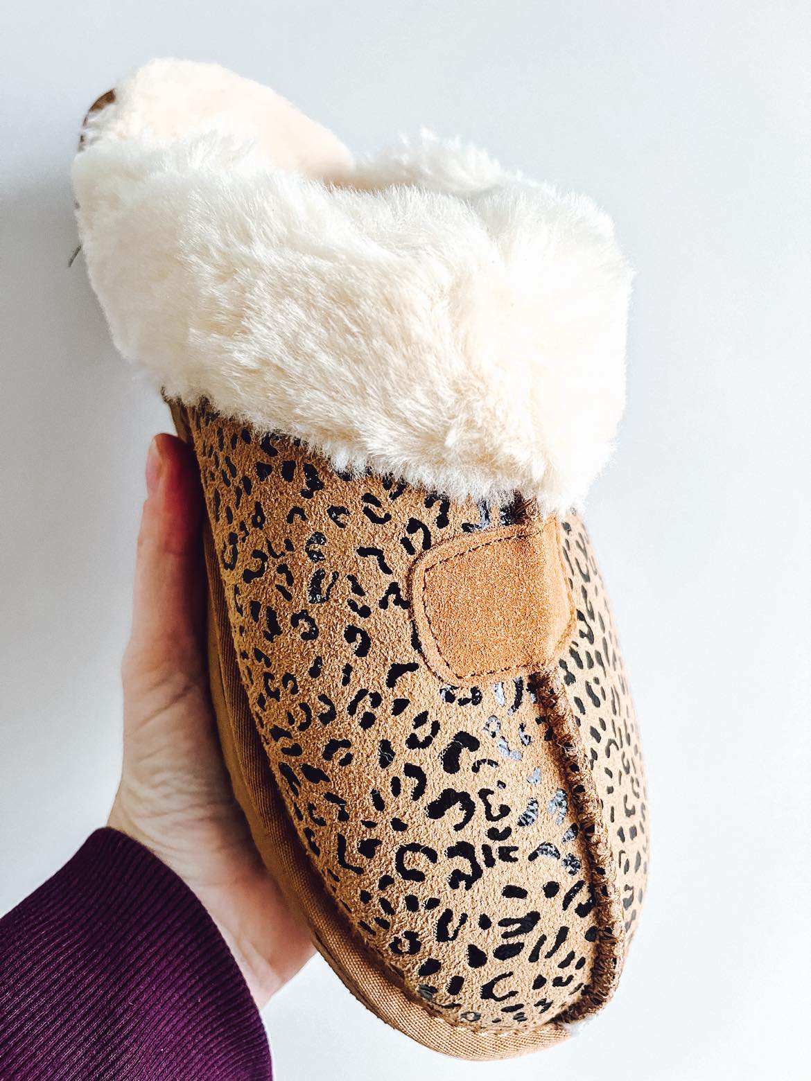 RTS: The London Cozy Slippers-