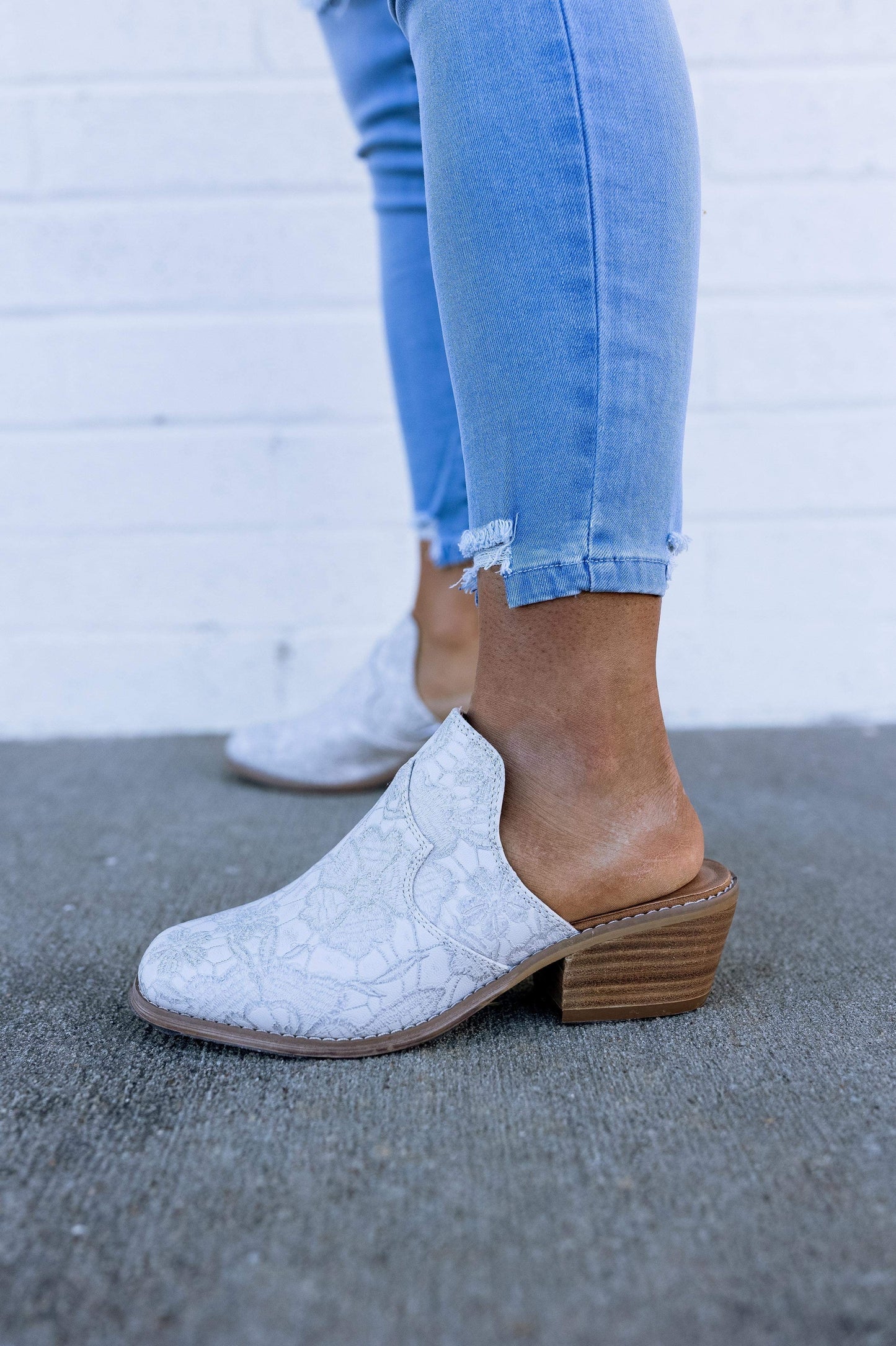 Ciarra Cream Mule