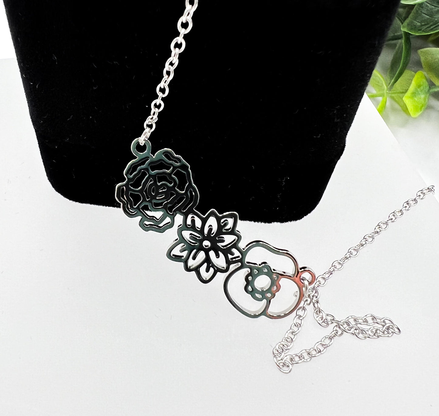 Preorder: Matching Birth Flower Necklace and Bracelet