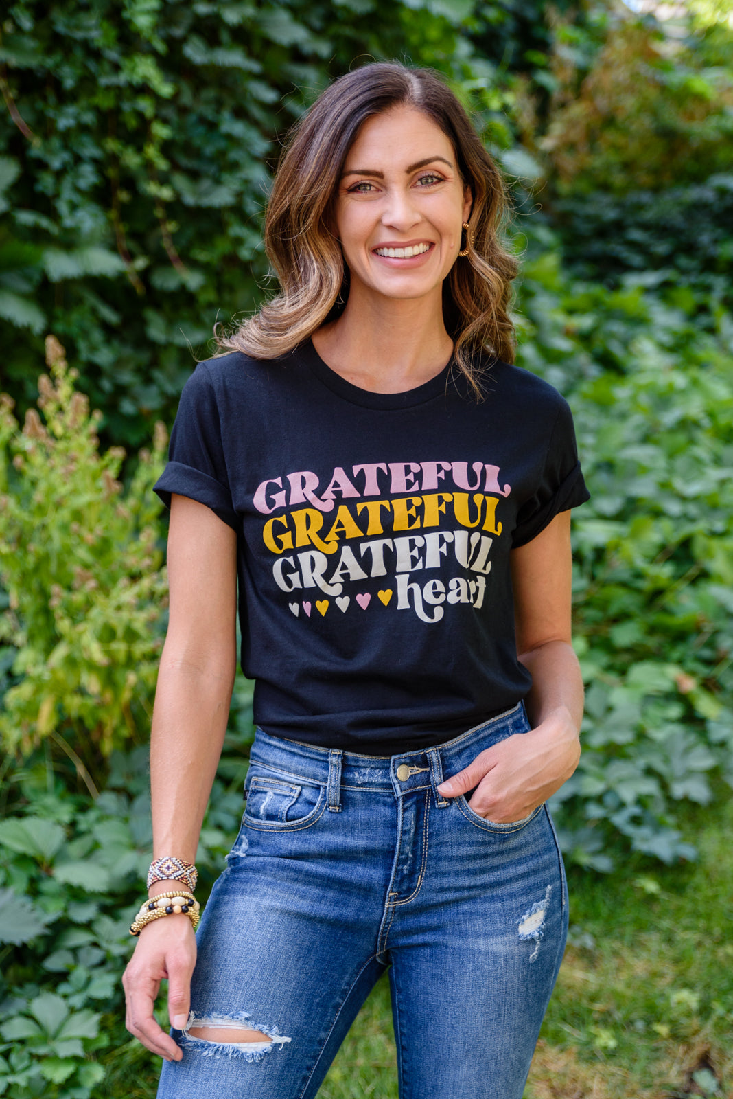 Grateful Heart Graphic T-Shirt In Black - Womens