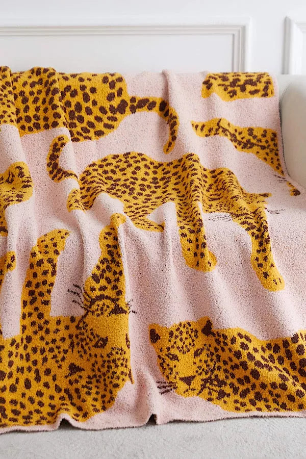 Wild Side Pink Cheetah Luxury Blanket