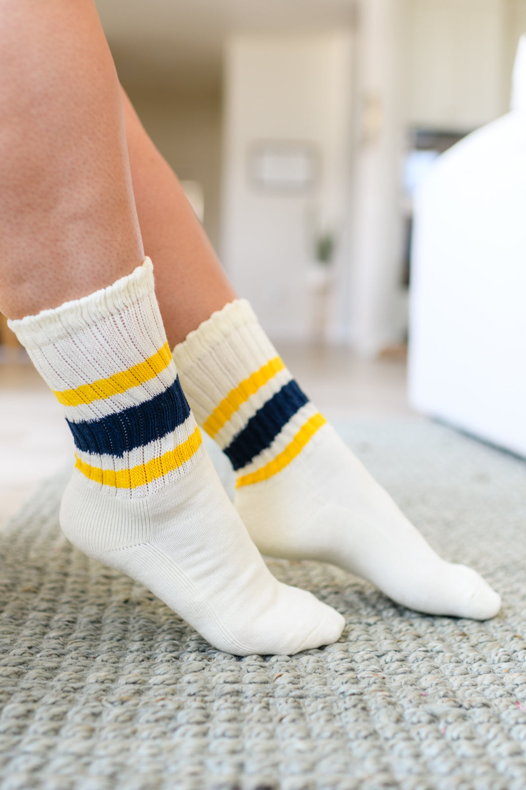 World’s Best Dad Socks in Navy and Yellow - OS - Womens